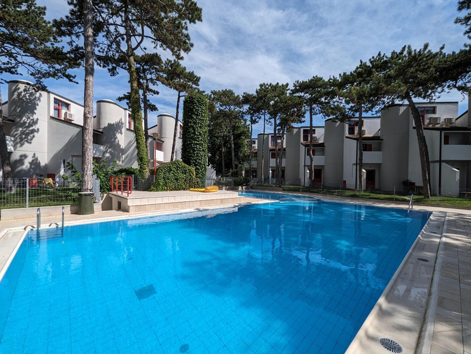 Holiday Village Lignano Sabbiadoro Buitenkant foto