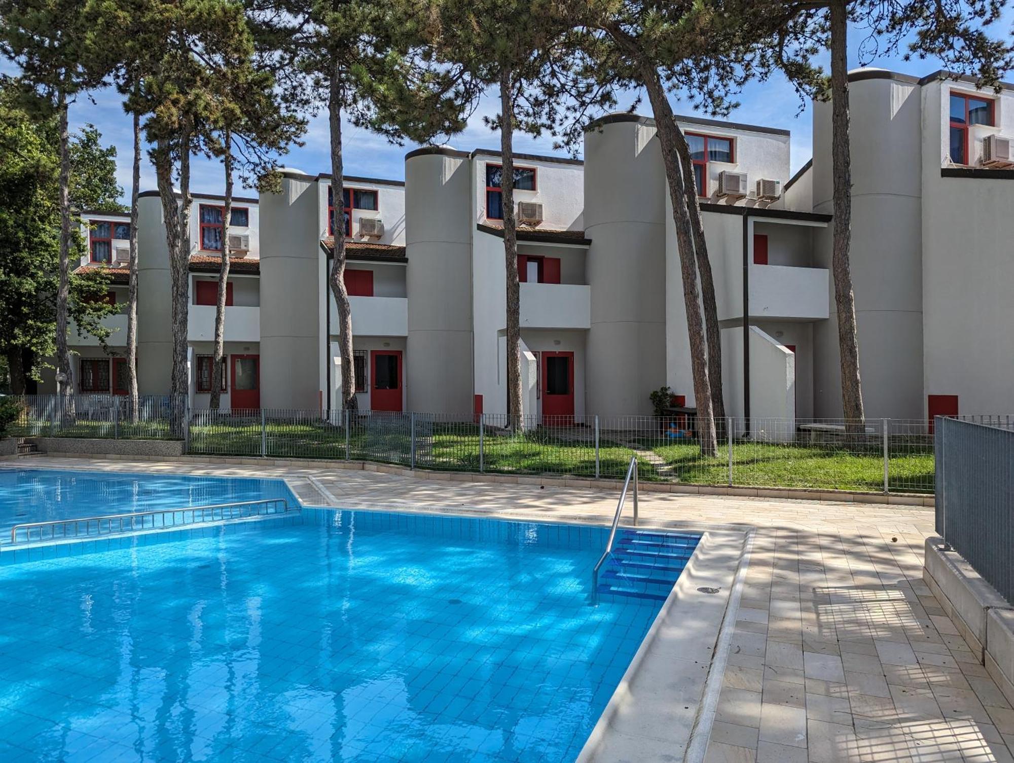Holiday Village Lignano Sabbiadoro Buitenkant foto